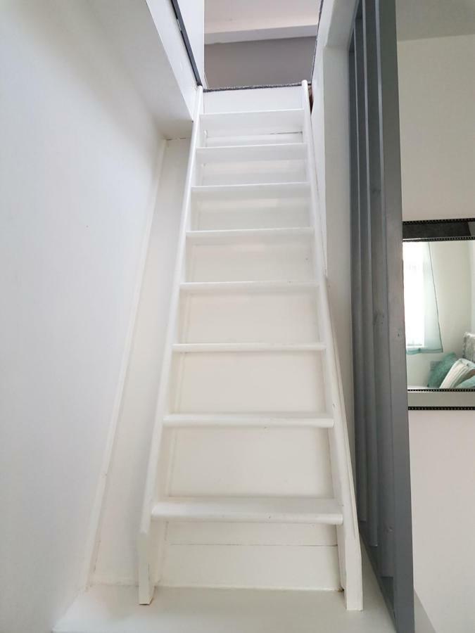 Webb place 2 bedroom apartment ! Croydon Esterno foto